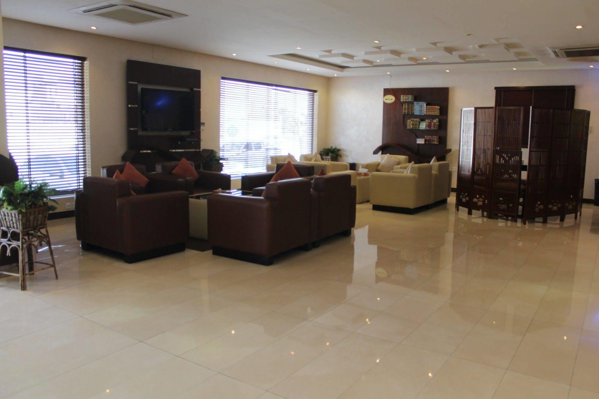 Merfal Hotel Apartments Al Taawan Rijád Exteriér fotografie